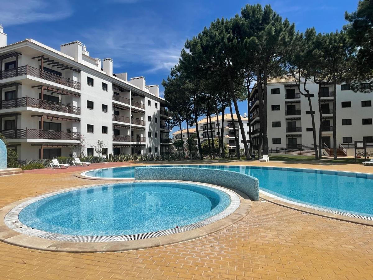 אלבופיירה Falesia Beach Apartment מראה חיצוני תמונה